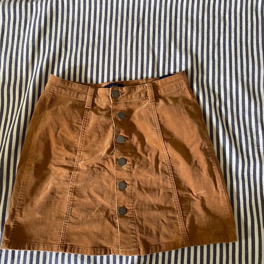 ✰ Button Front skirt ✰